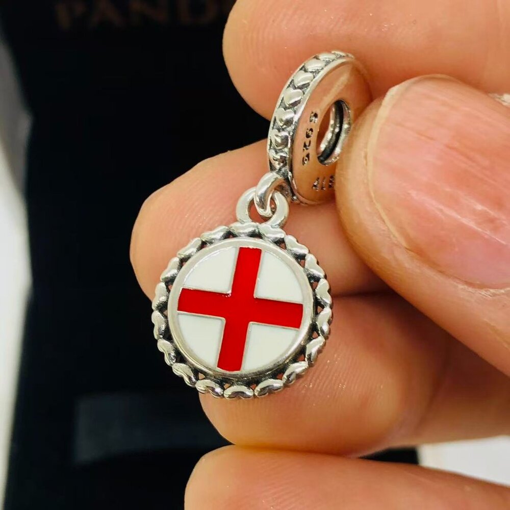✨🔥Pandora England Flag Charm S925 Silver with box